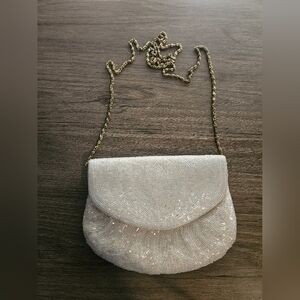 Pre-owned Vintage La Regal White Beaded Purse